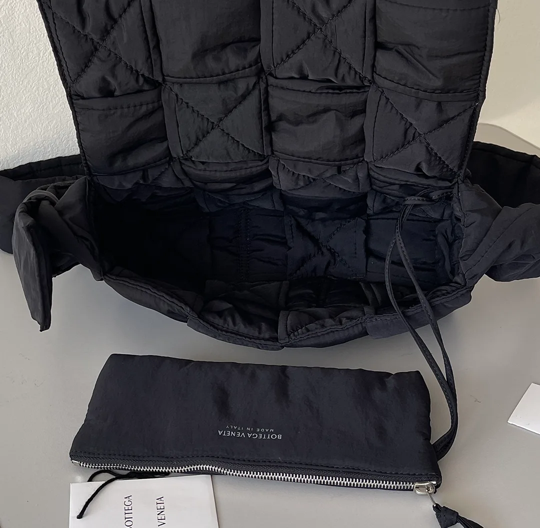 Сумки На Ремне Женские Bottega Veneta 3945208