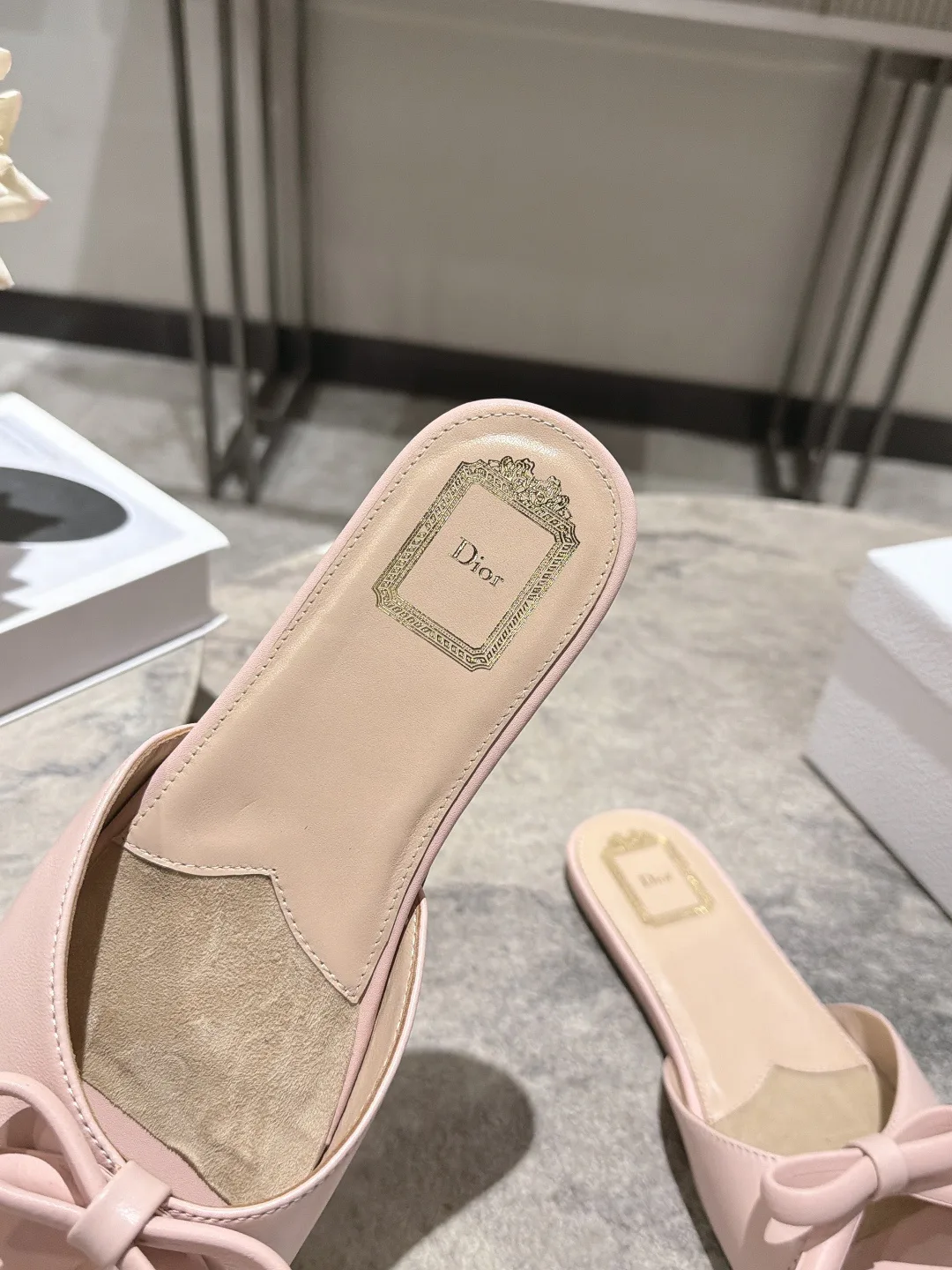Босоножки Женские Christian Dior 17604618