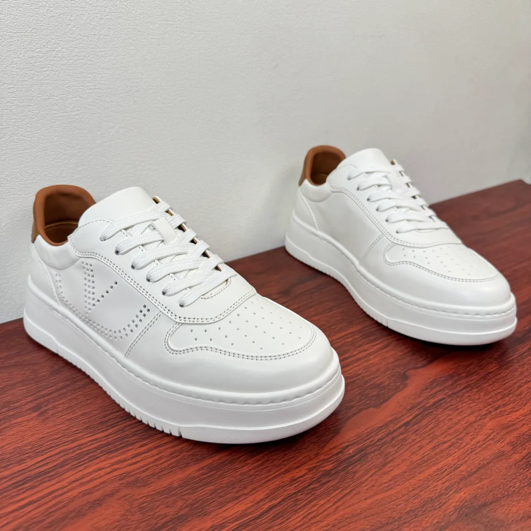 Кроссовки Мужские Valentino 13435983