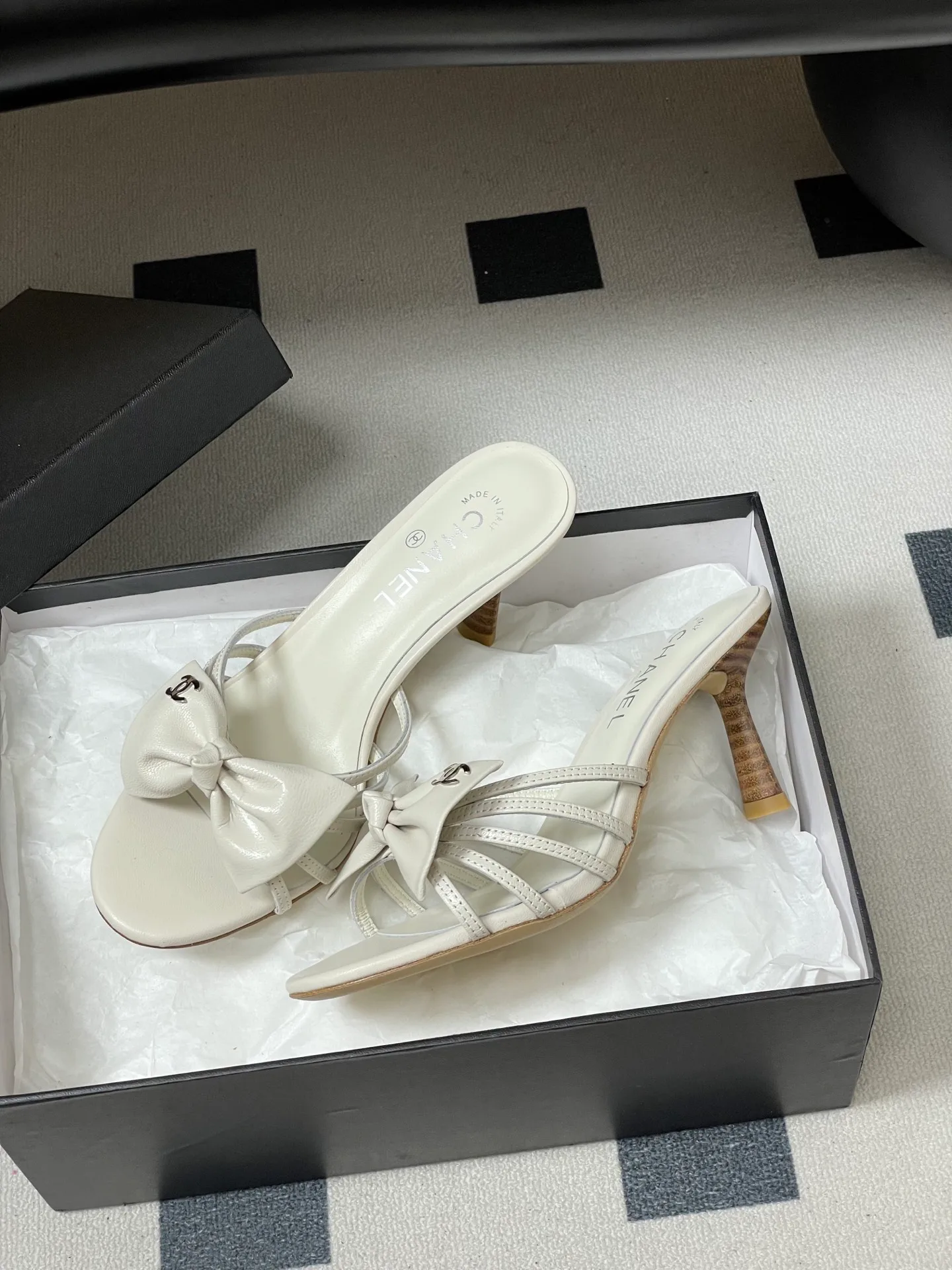 Босоножки Женские Chanel 13226156