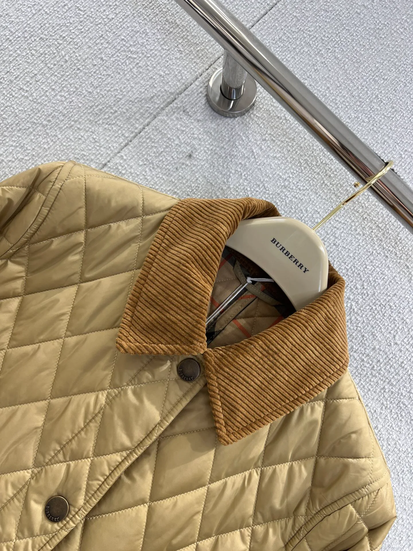 Куртки И Пуховики Женские Burberry 506314