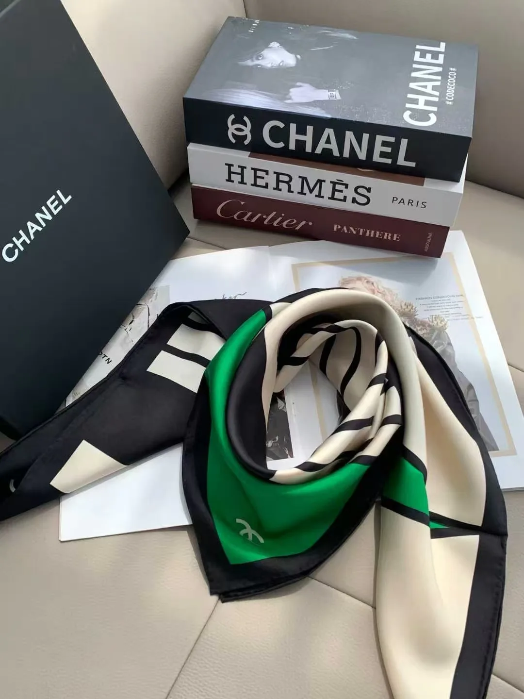 Платки Chanel 18222537