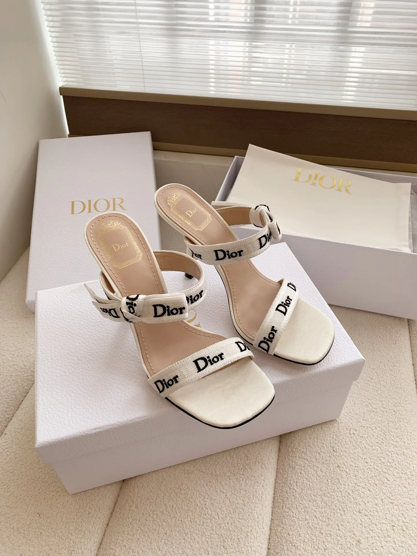 Босоножки Женские Christian Dior 11599293