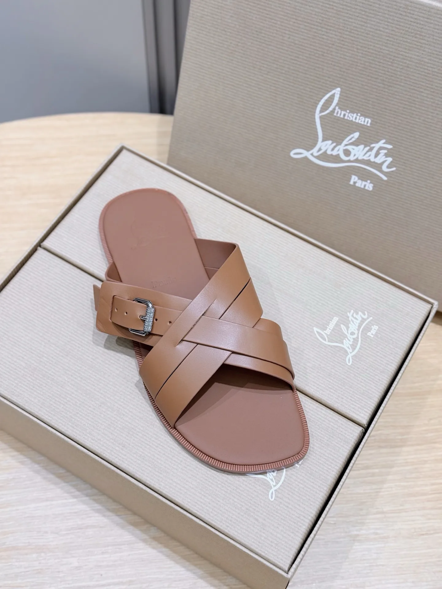 Сандалии Мужские Christian Louboutin 13164641