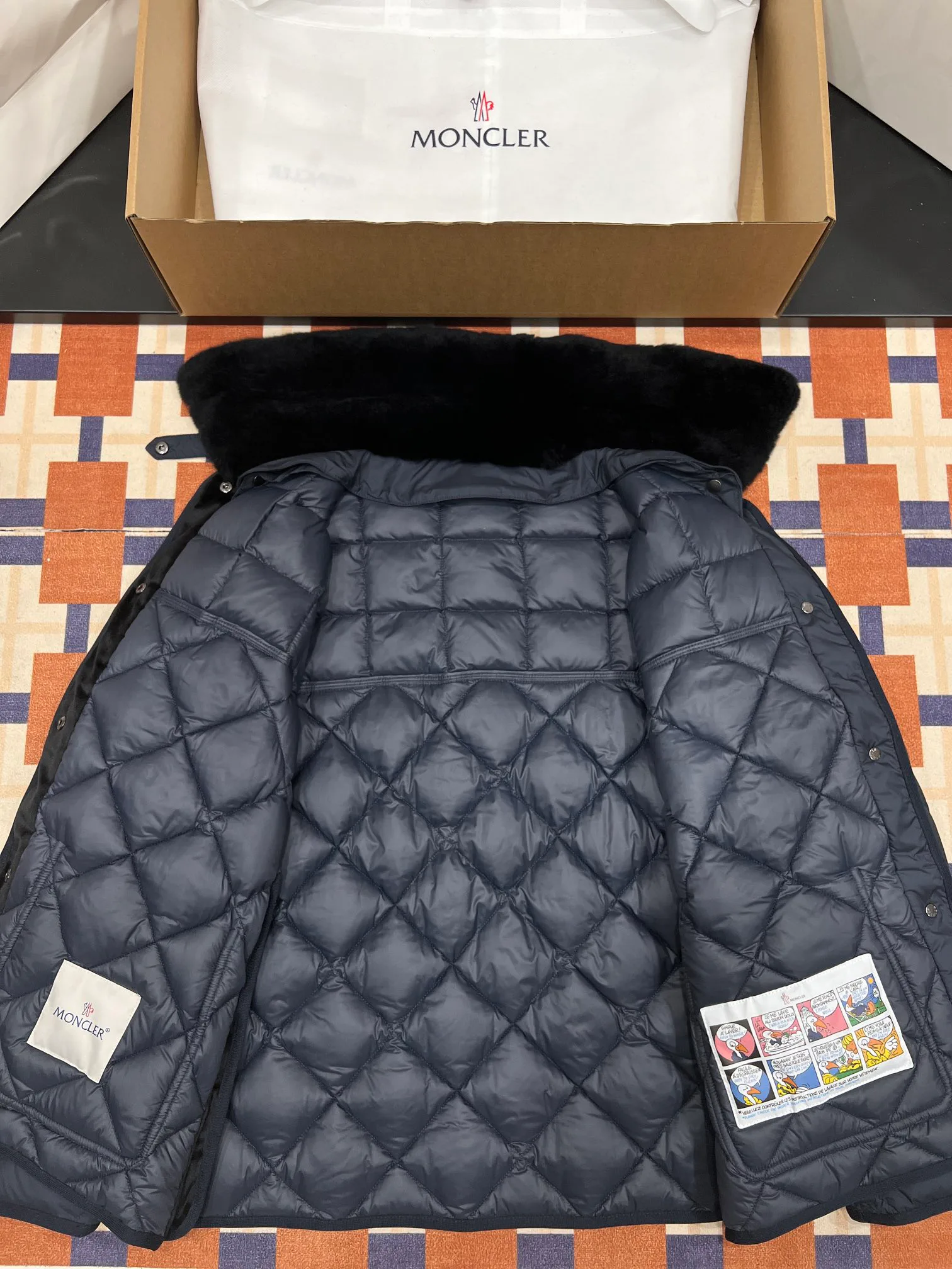 Куртки И Пуховики Женские Moncler 859122