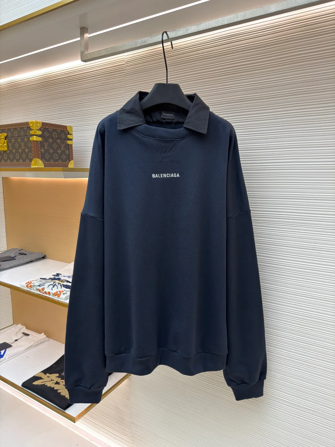 Свитшоты Женские Balenciaga 412802