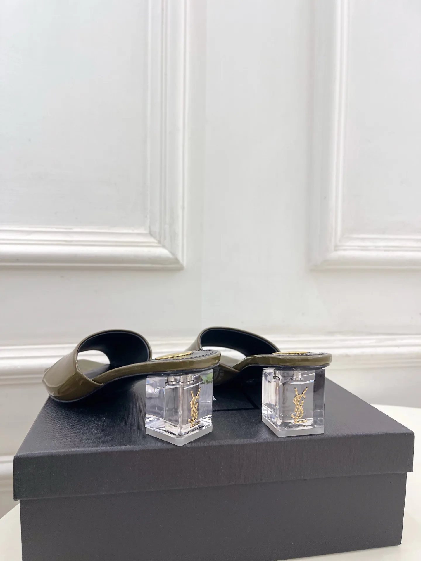 Мюли И Сабо Женские Saint Laurent 17506903