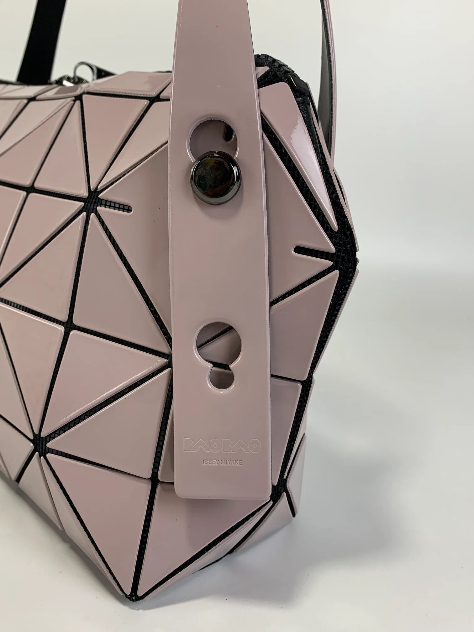 Классические Сумки Женские Issey Miyake 18390