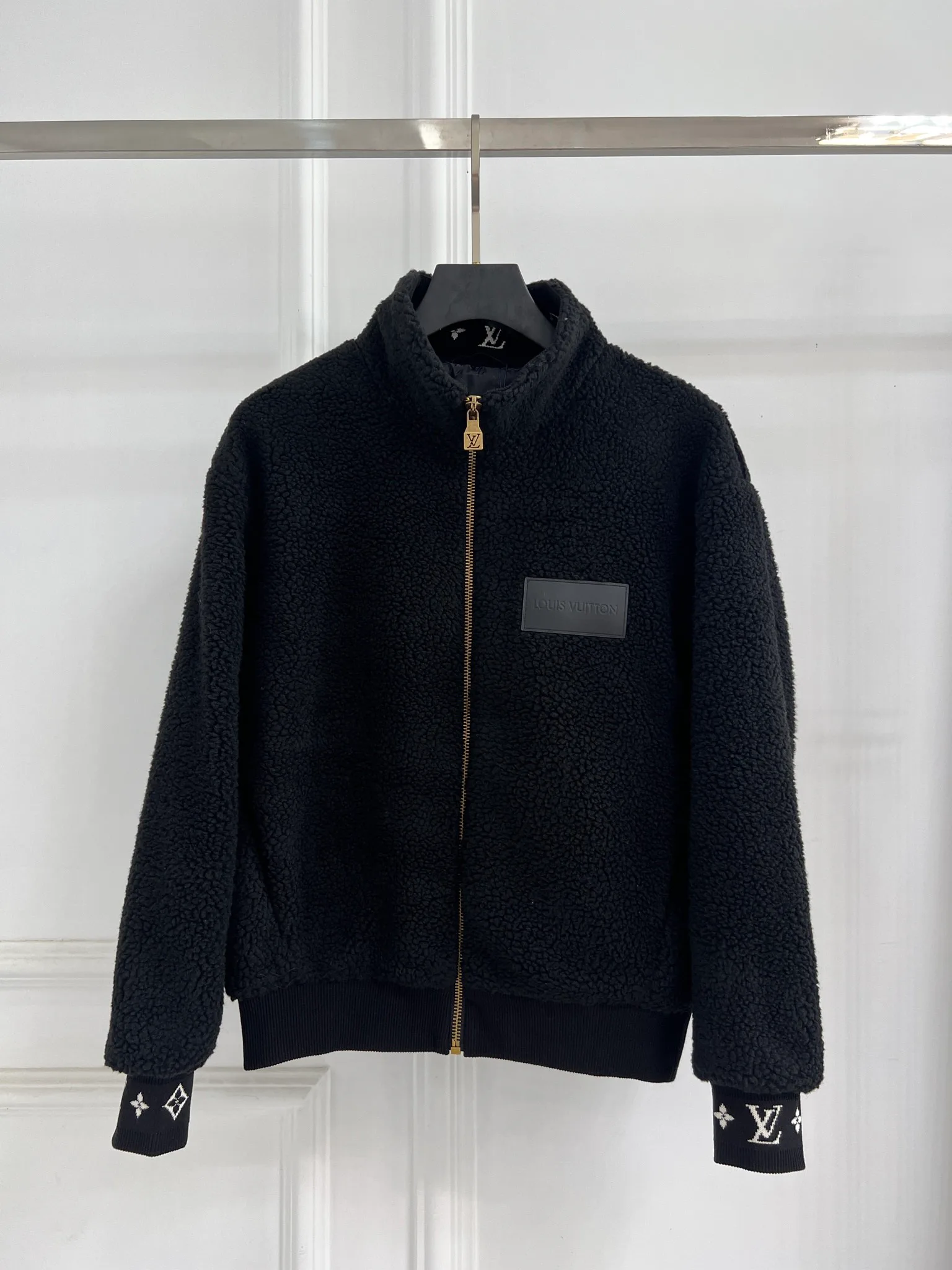 Куртки И Пуховики Женские Louis Vuitton 259793