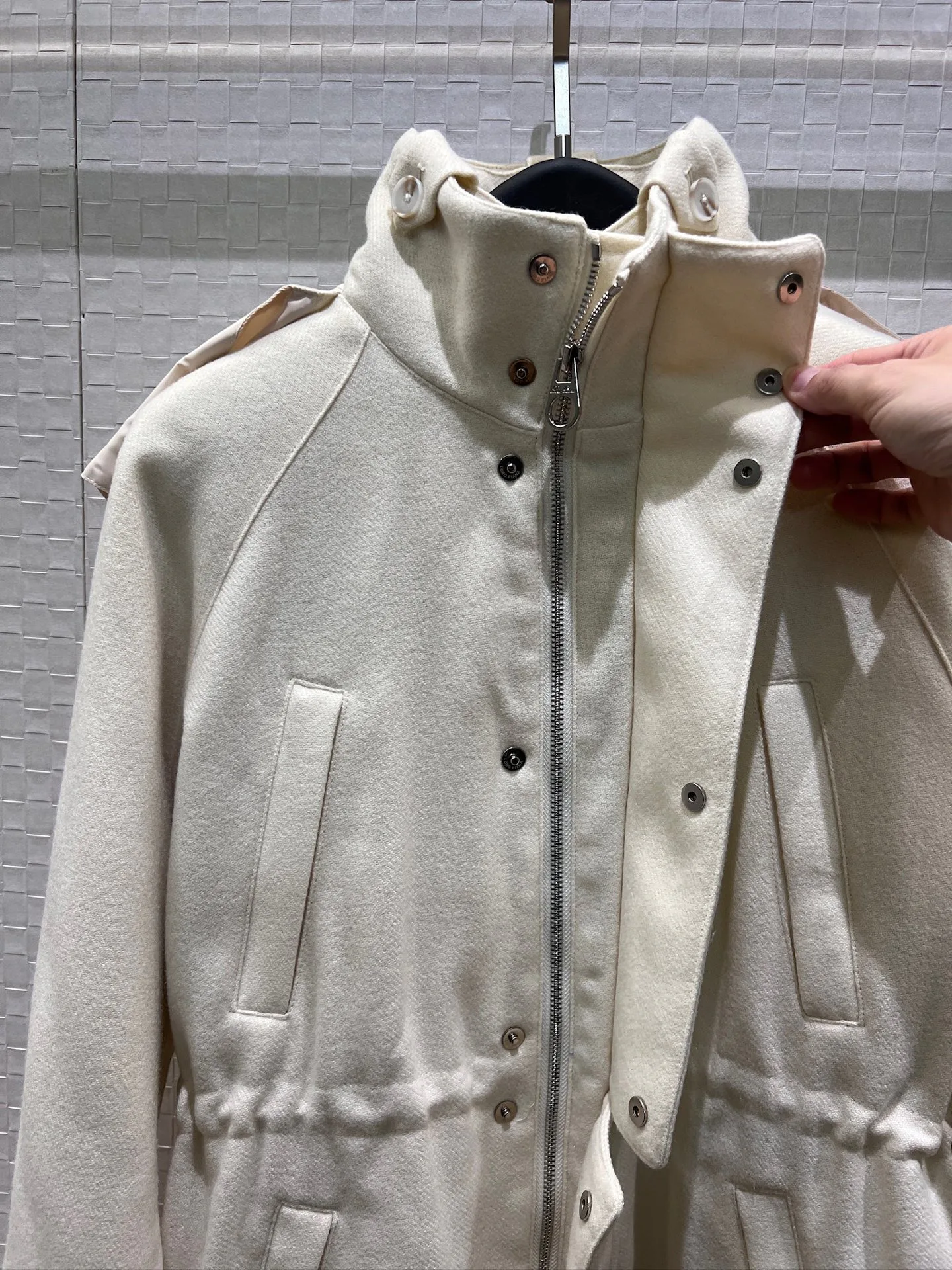 Куртки И Пуховики Женские Loro Piana 19320528