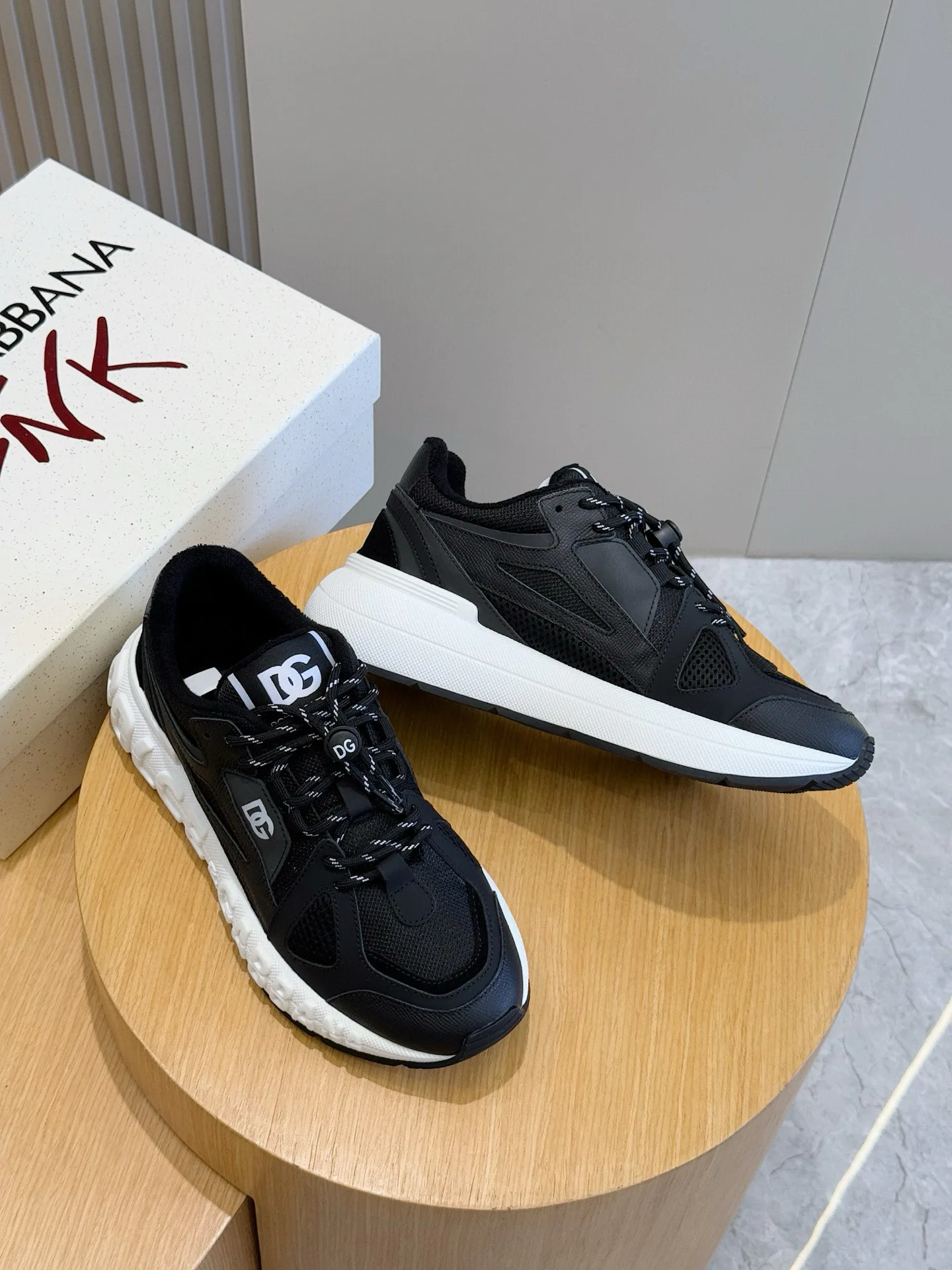 Кроссовки Женские Dolce & Gabbana 114694