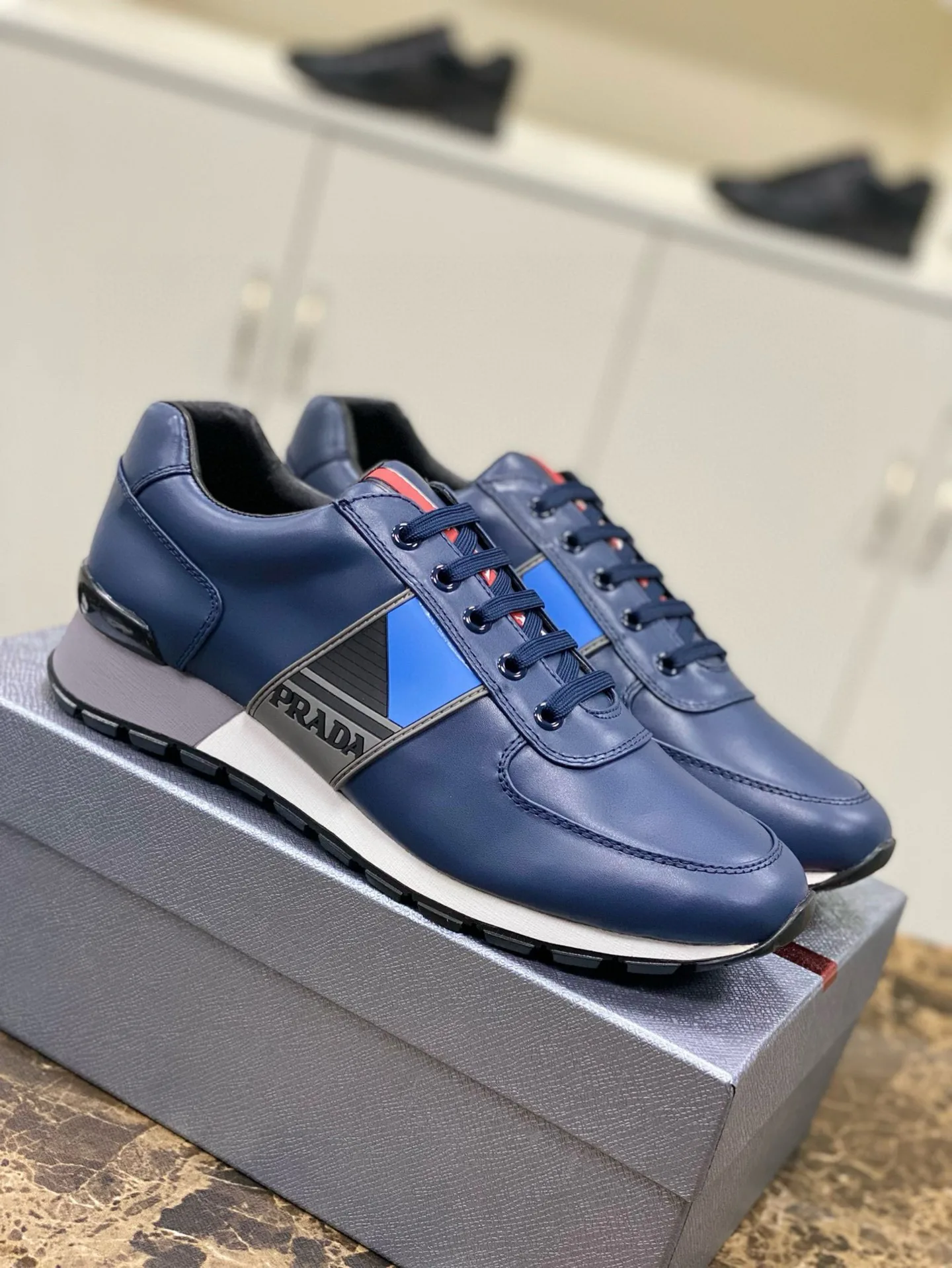 Кроссовки Мужские Prada 6264175