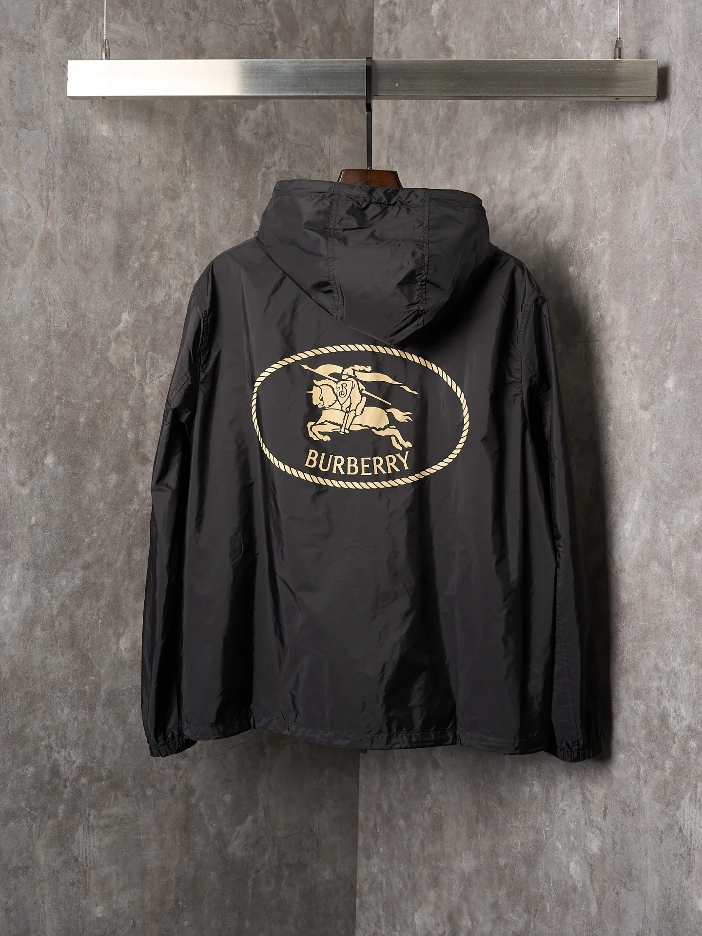 Куртки И Пуховики Мужские Burberry 11386088