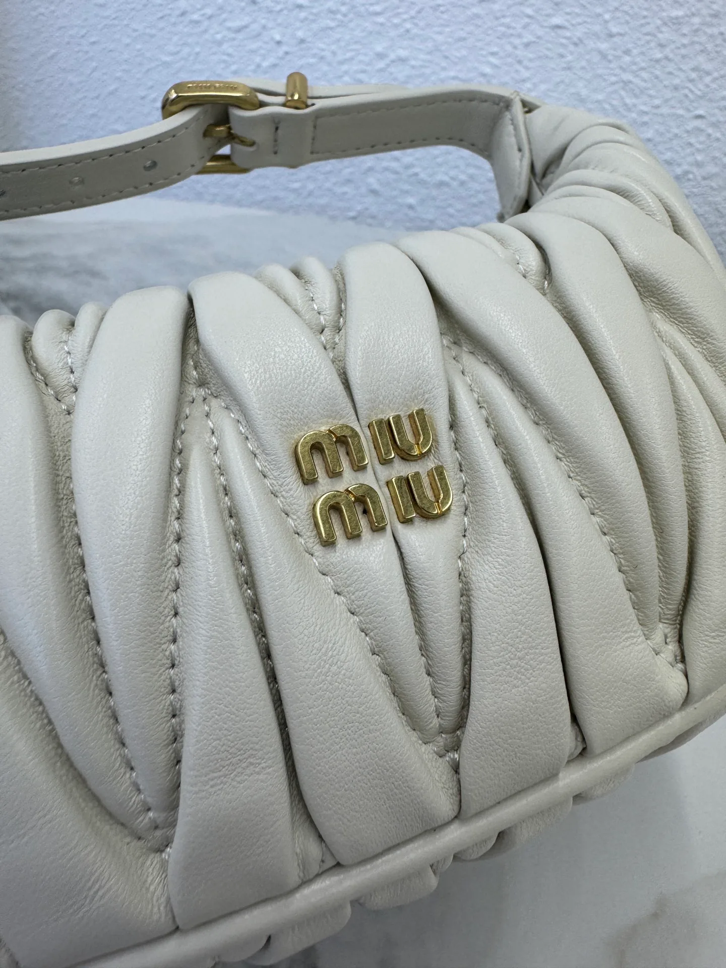 Клатчи Женские Miu Miu 57245