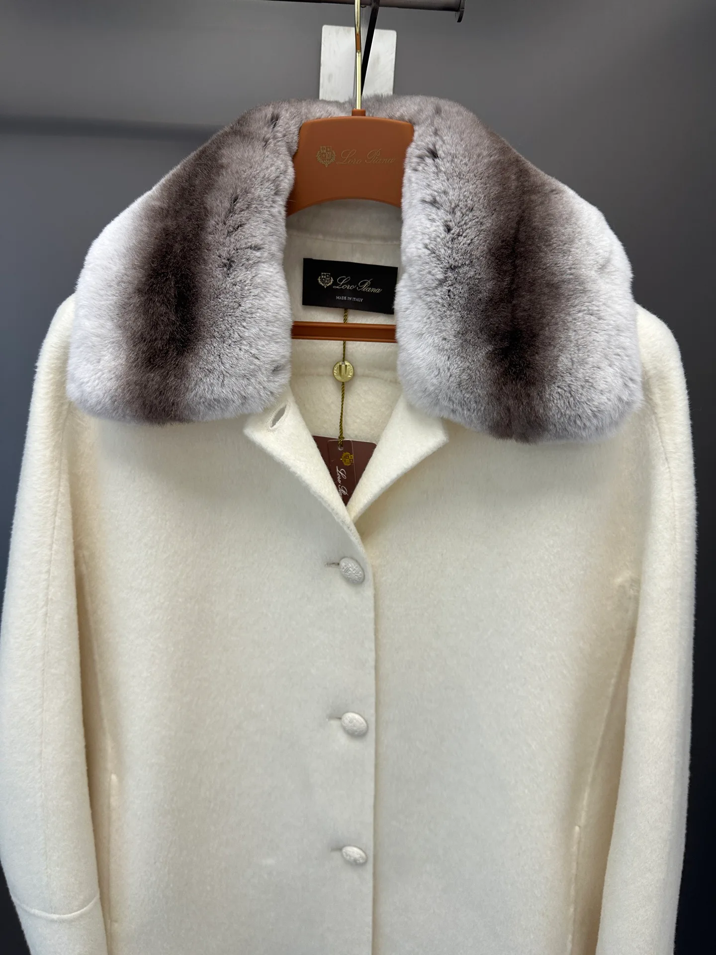 Пальто Женские Loro Piana 18226702
