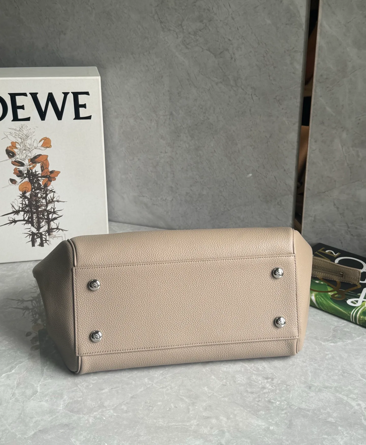 Классические Сумки Женские Loewe 17551248