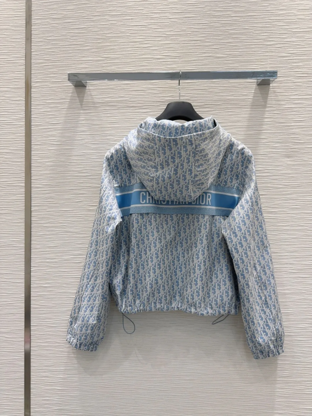 Куртки И Пуховики Женские Christian Dior 89367