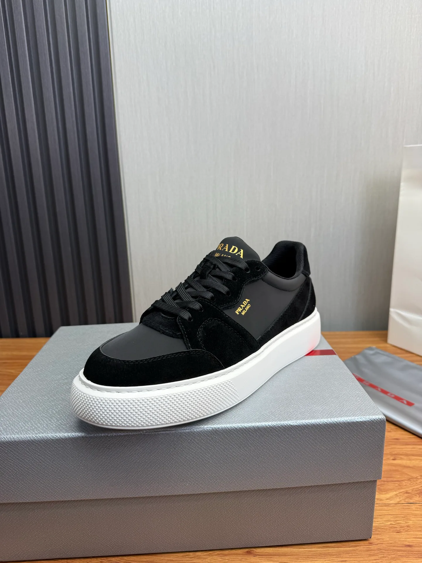 Ботинки Мужские Prada 13537369