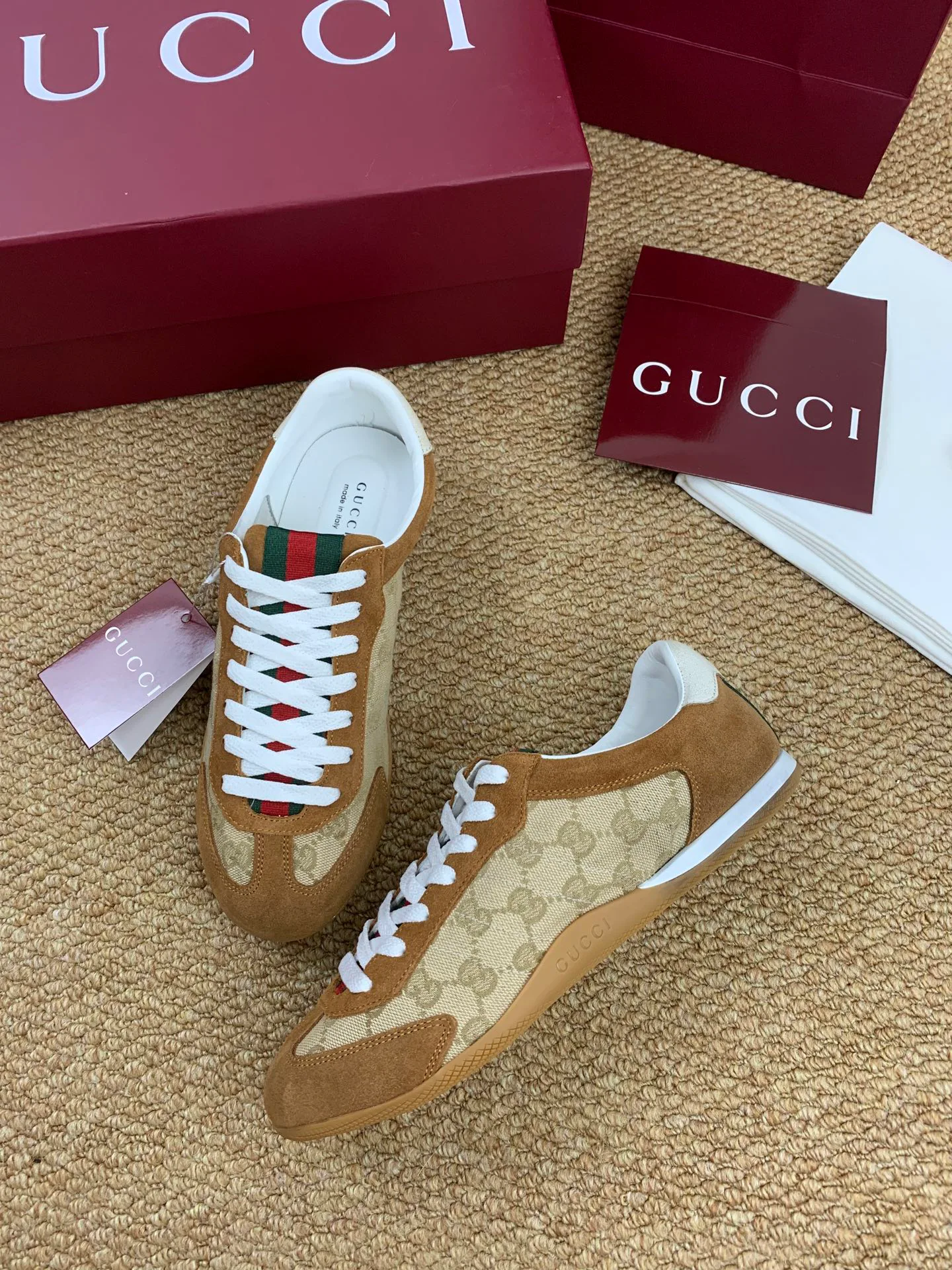 Кроссовки Женские Gucci 10646361
