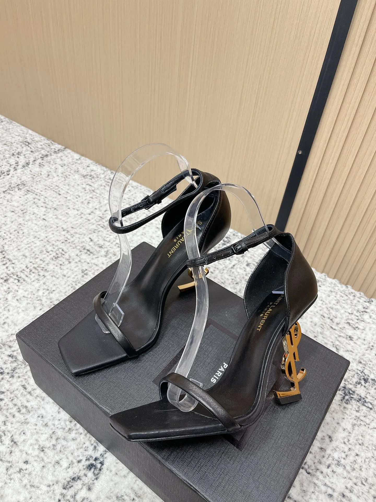Туфли Женские Saint Laurent 11515348
