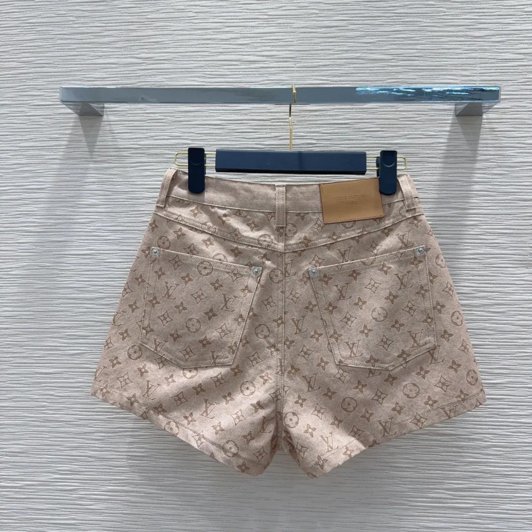 Шорты Женские Louis Vuitton 8579