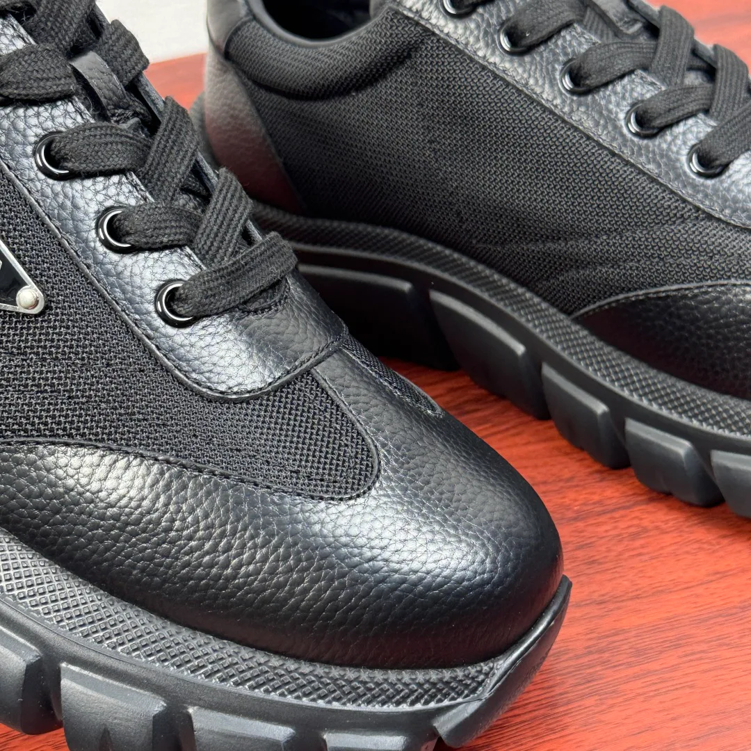 Кроссовки Мужские Prada 4214470