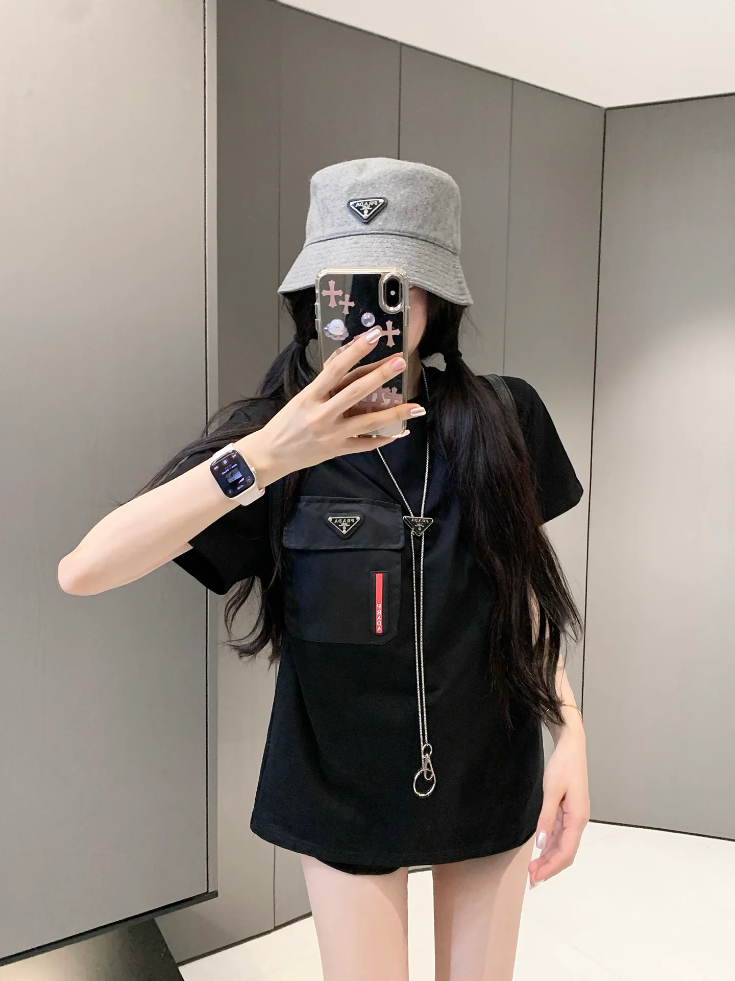 Футболки Женские Prada 16715