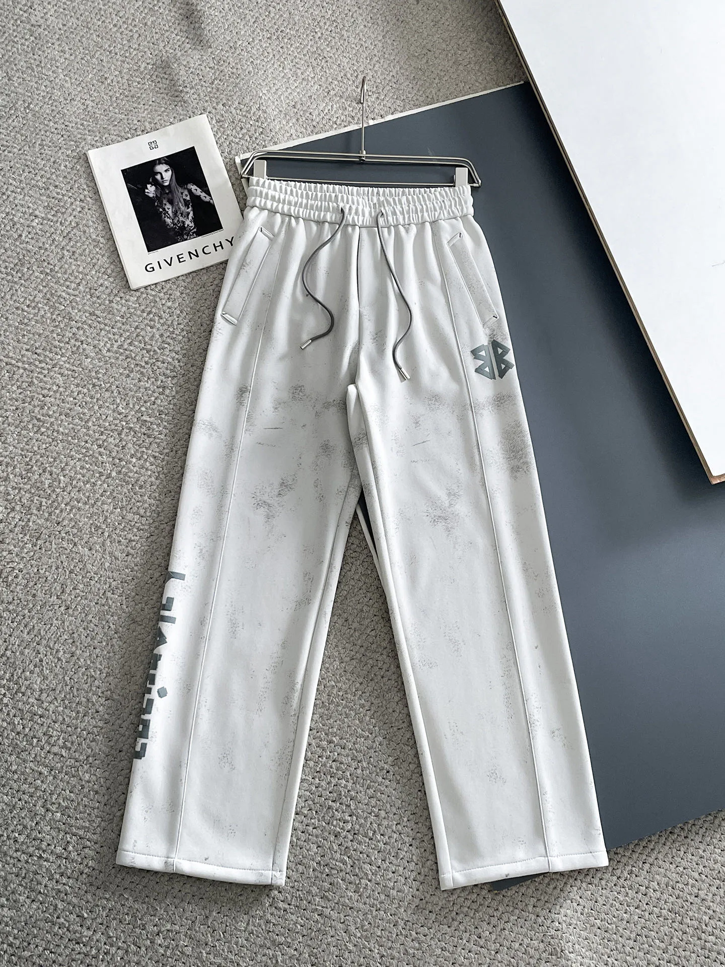 Брюки Женские Balenciaga 10310667