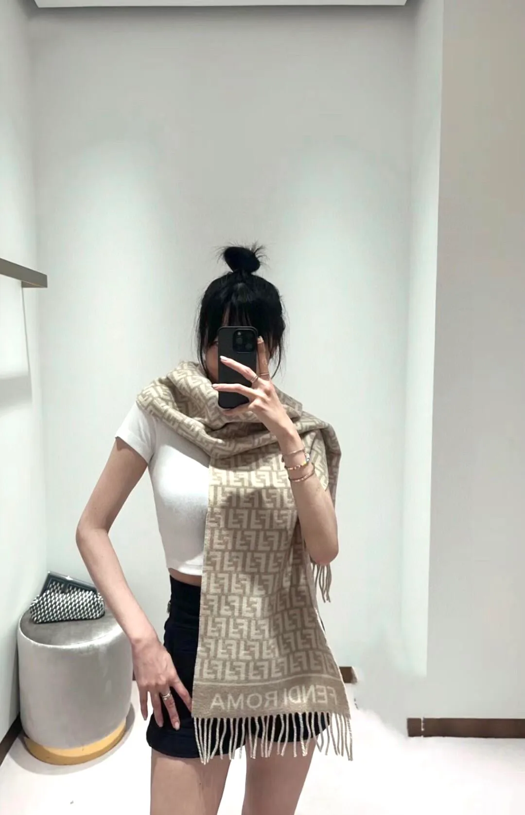 Шарфы Fendi 4476