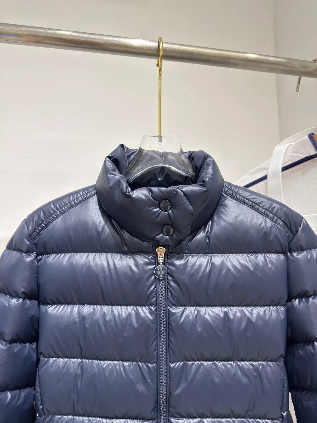 Куртки И Пуховики Женские Moncler 18690108