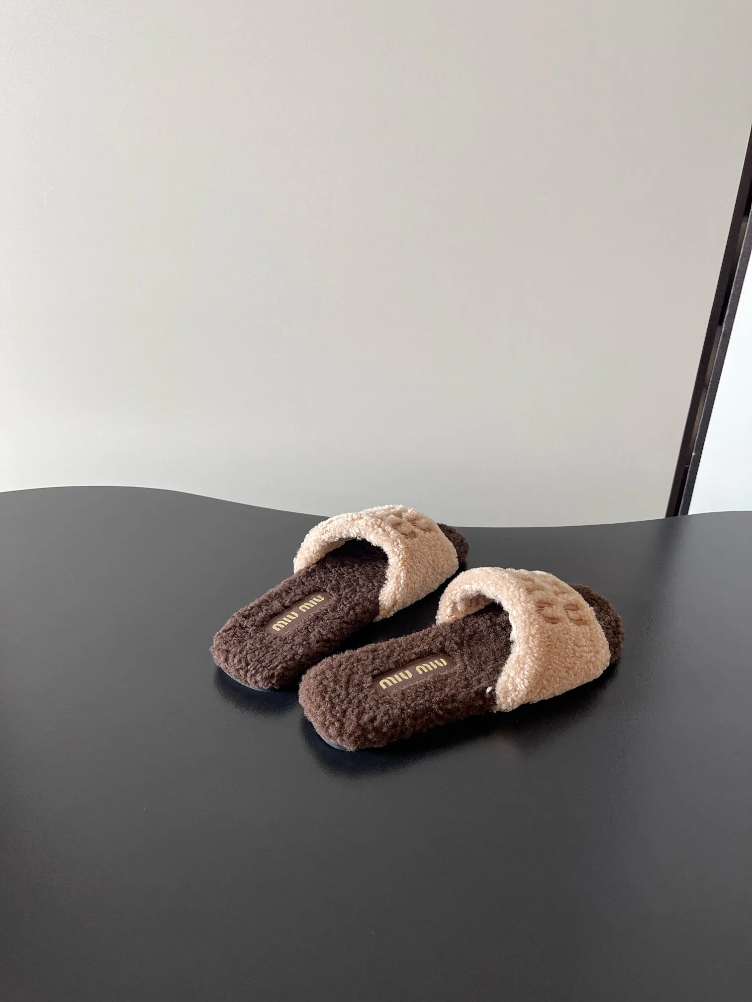 Тапочки Женские Miu Miu 1150734