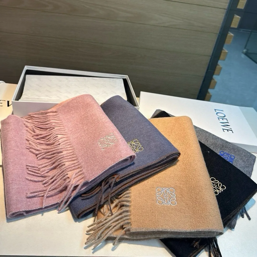 Шарфы Loewe 1603603