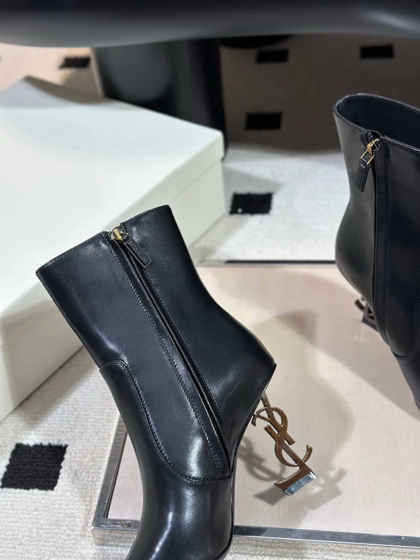 Ботильоны Женские Saint Laurent 19099307