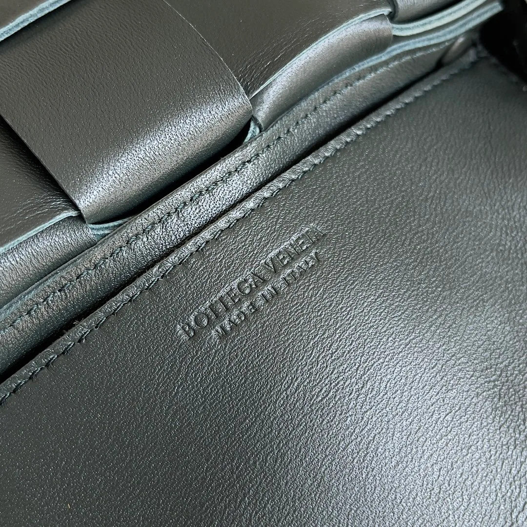 Классические Сумки Женские Bottega Veneta 17372473
