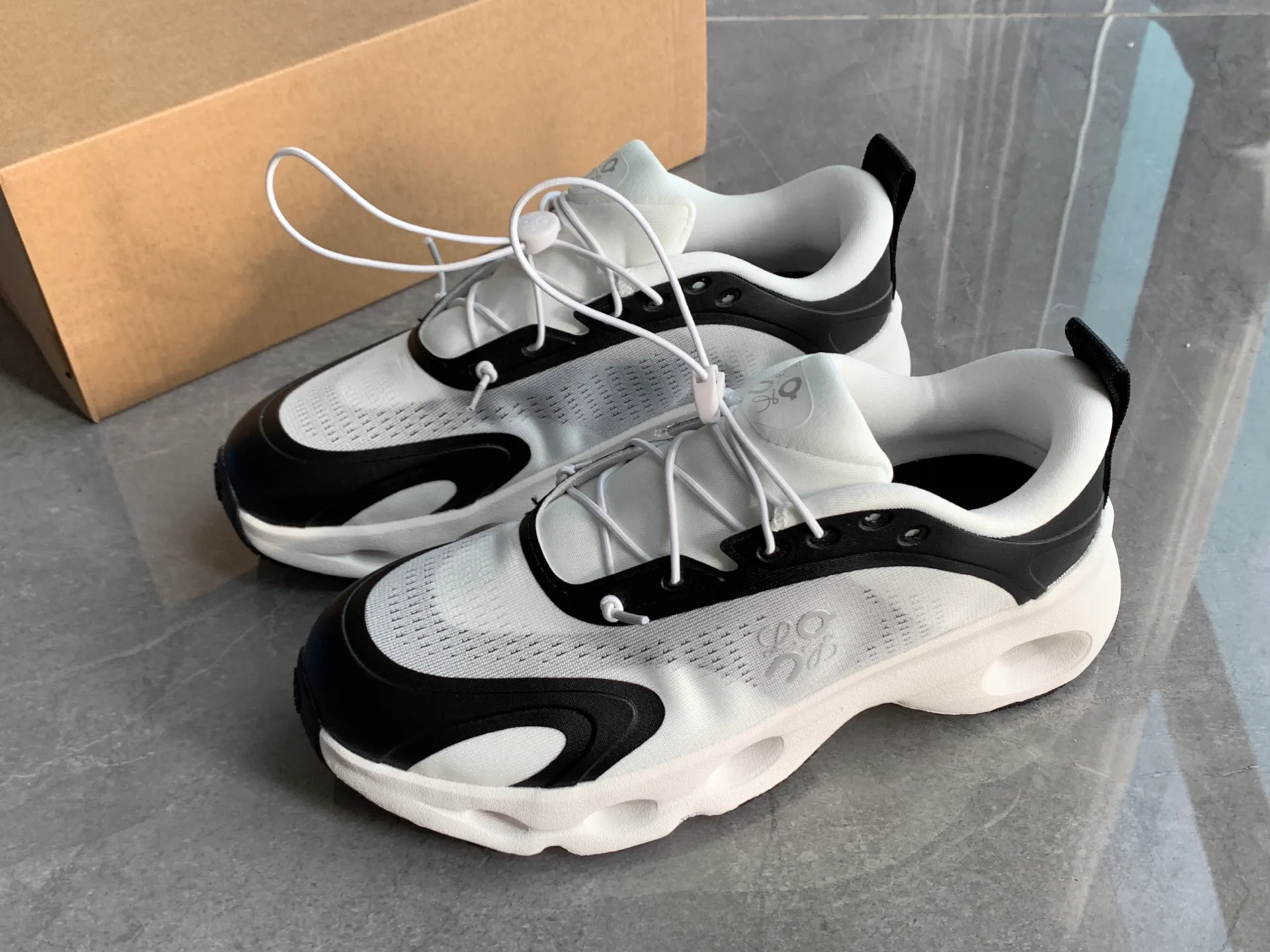 Кроссовки Женские Loewe 173522