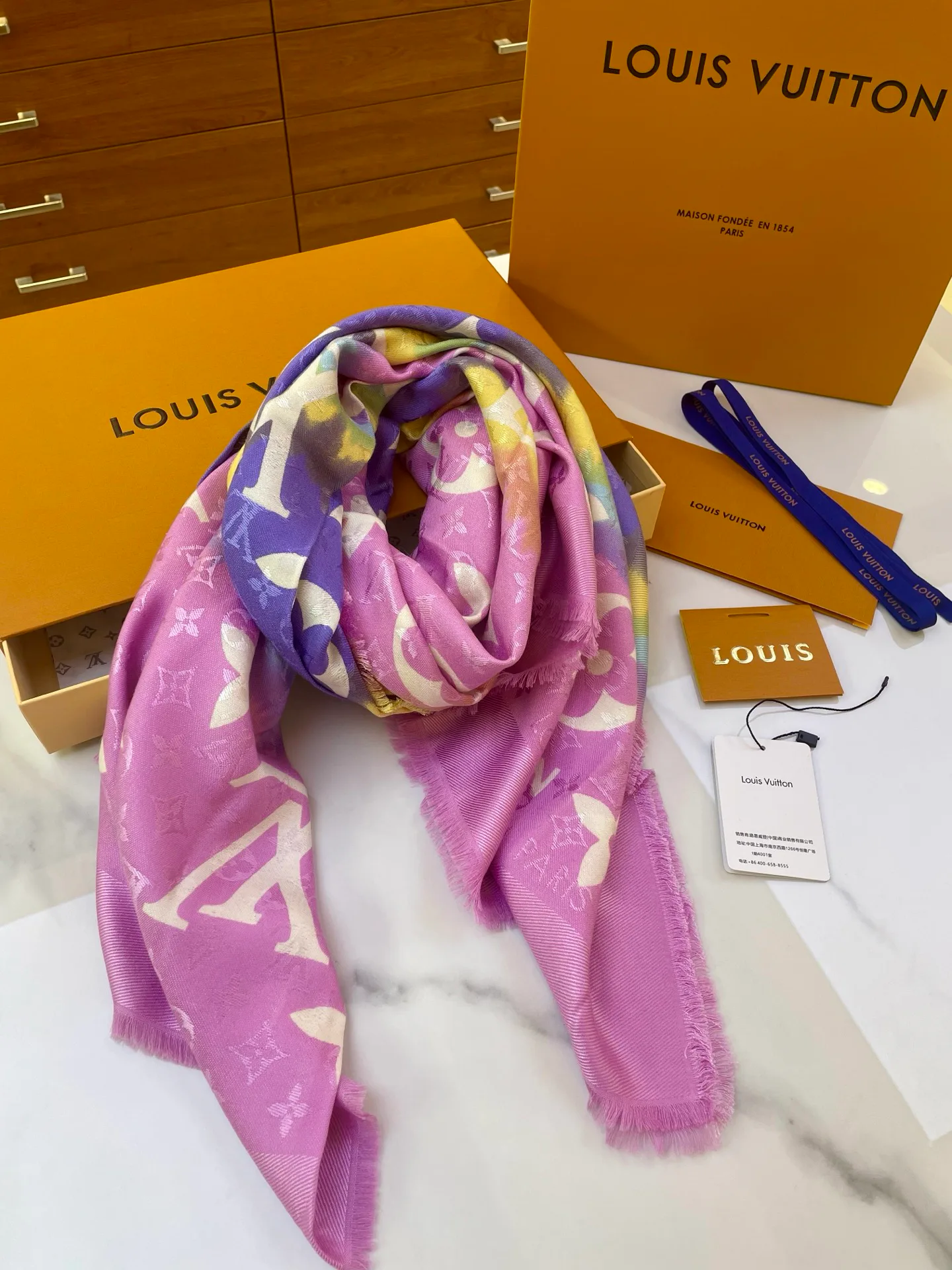 Шарфы Louis Vuitton 4874457