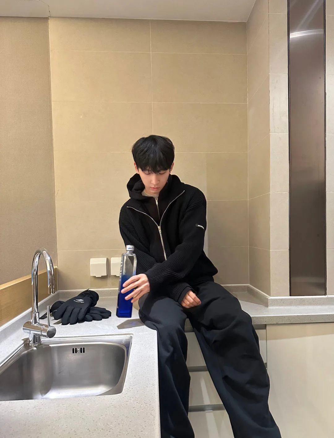 Куртки И Пуховики Женские Balenciaga 84508