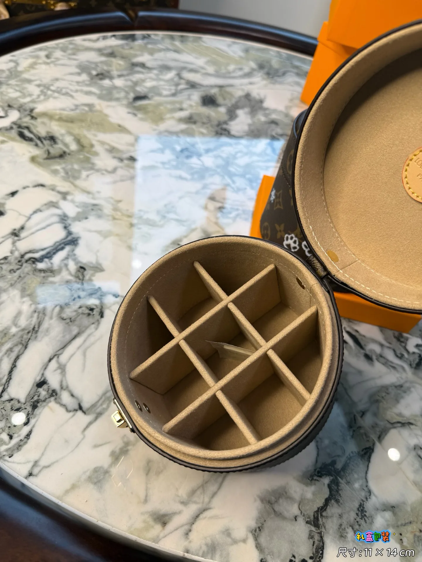 Текстиль Louis Vuitton 1793178