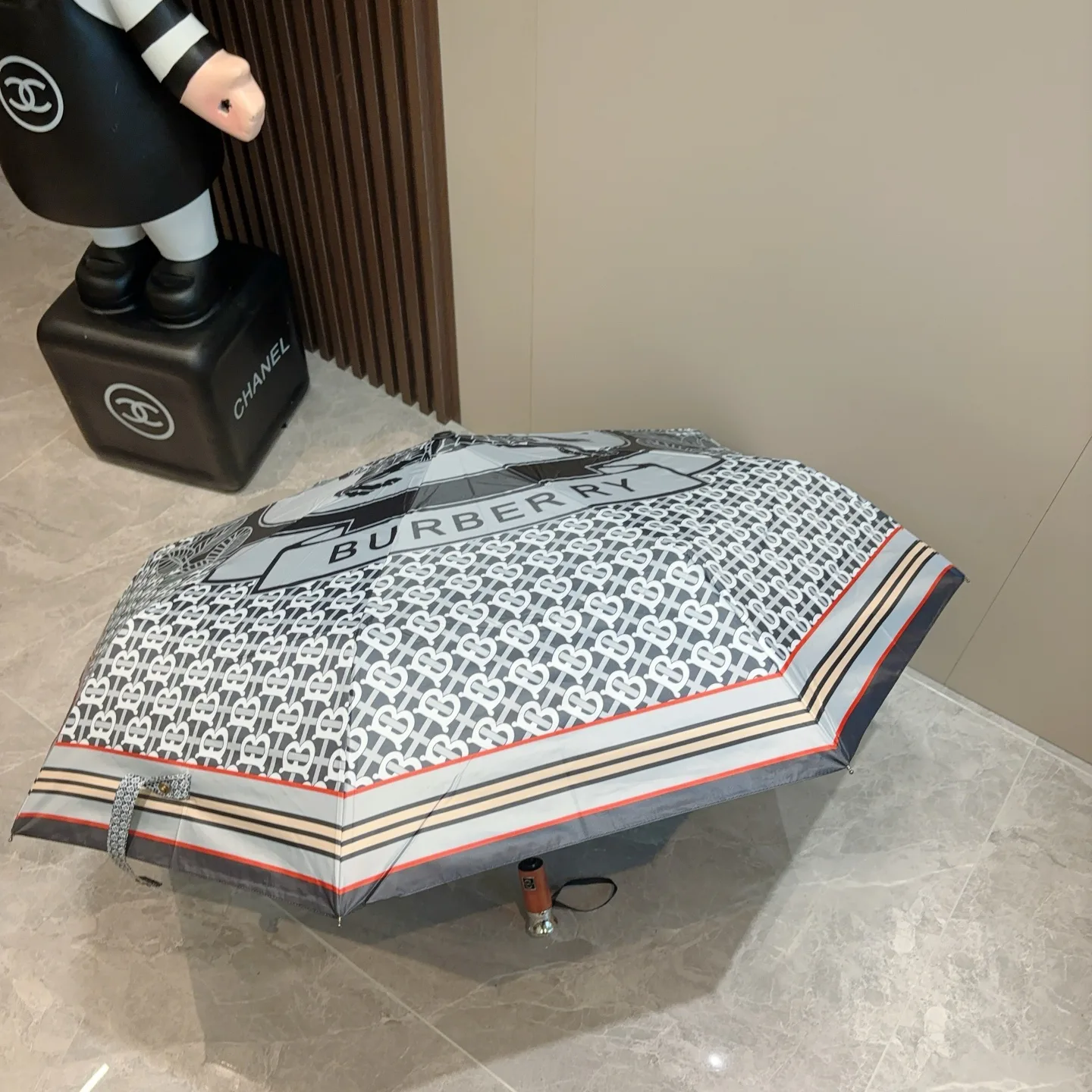 Зонты Burberry 18439