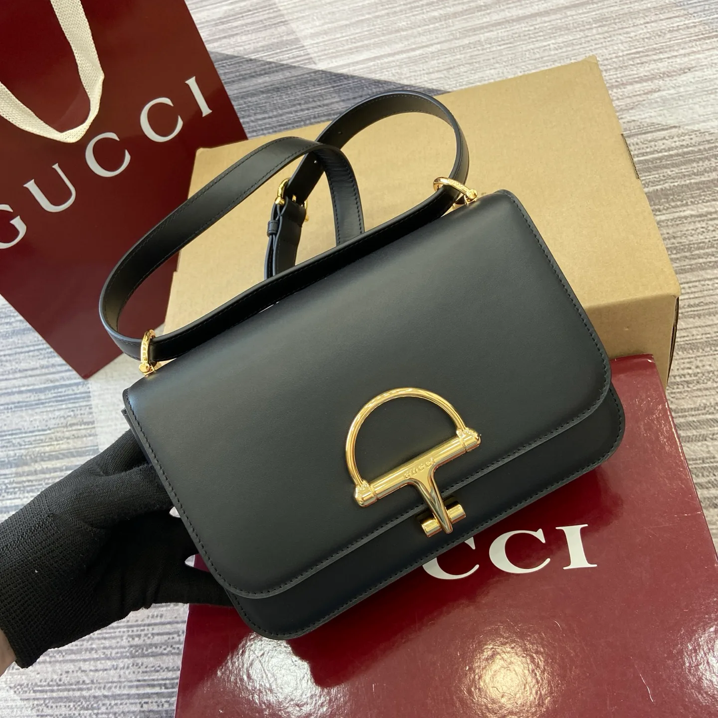 Сумки На Ремне Женские Gucci 691329