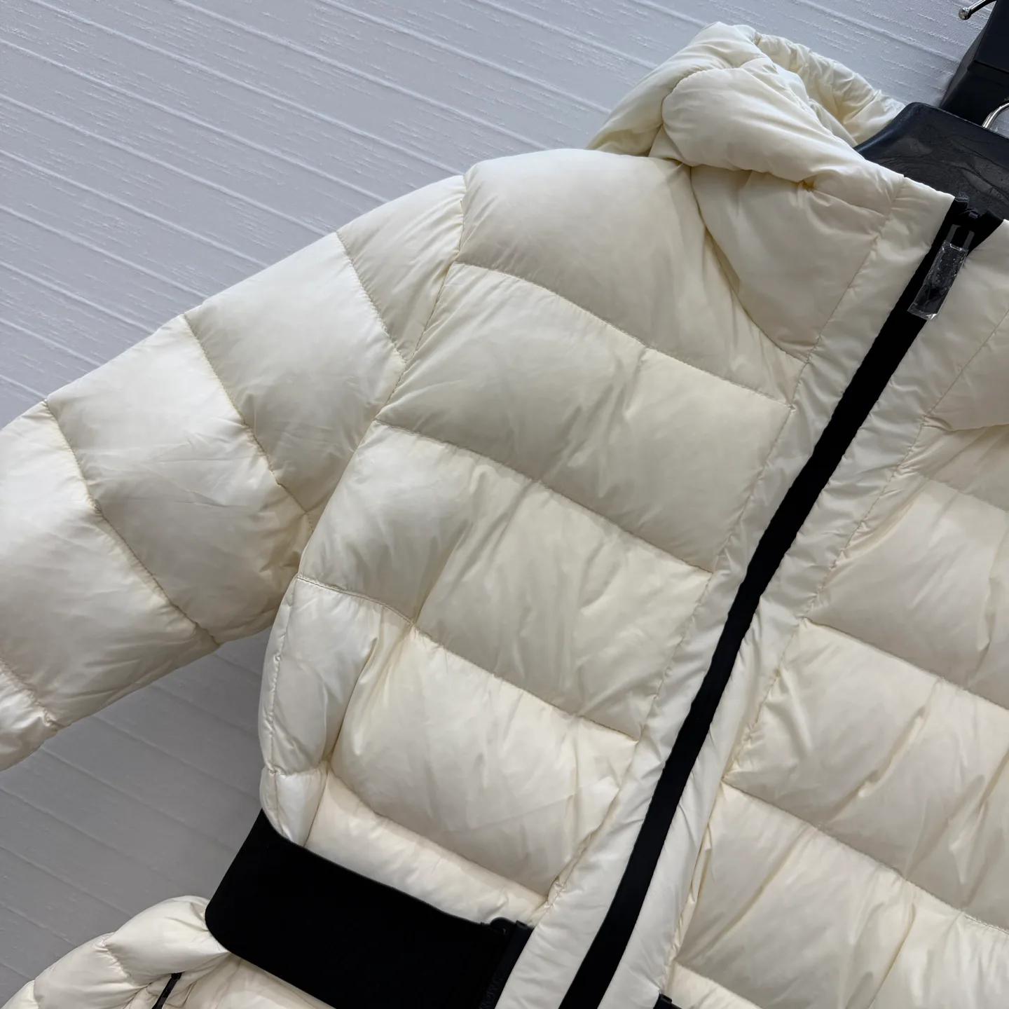 Куртки И Пуховики Женские Moncler 18279084