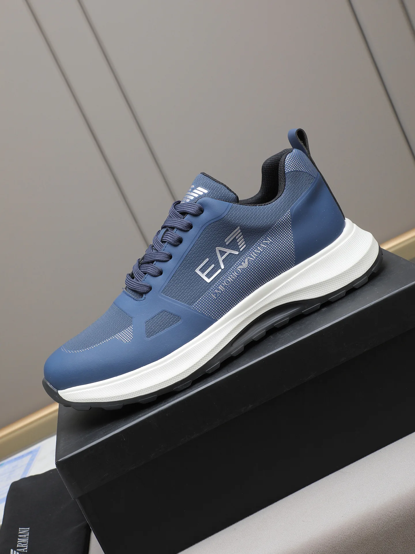 Кроссовки Мужские Armani 3316760