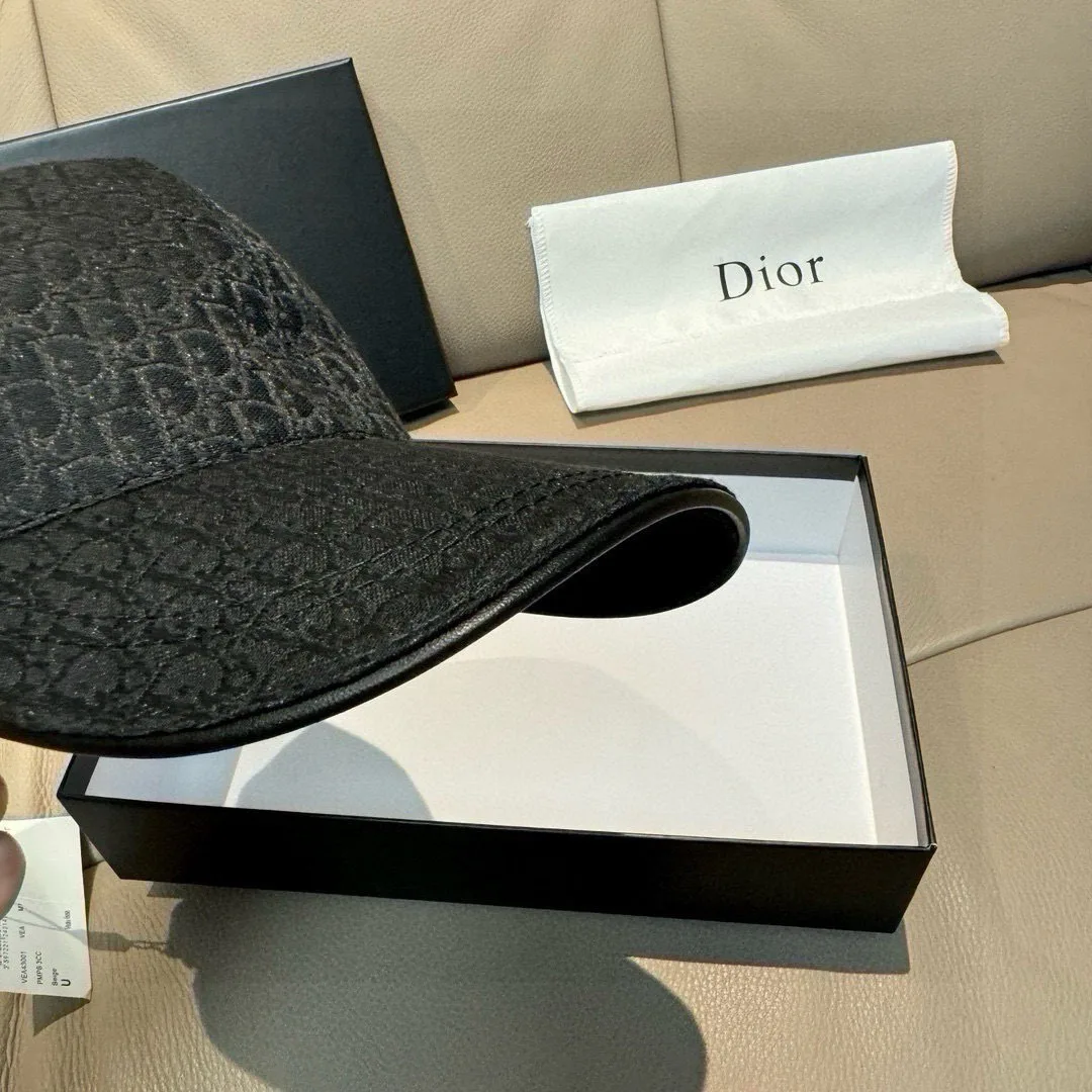 Головные Уборы Christian Dior 11055592