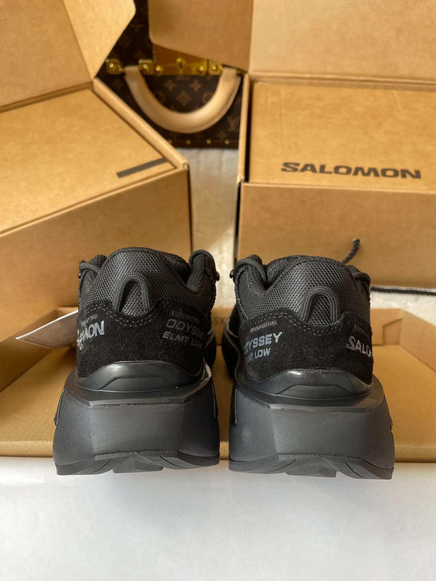 Кроссовки Женские Salomon 18039051