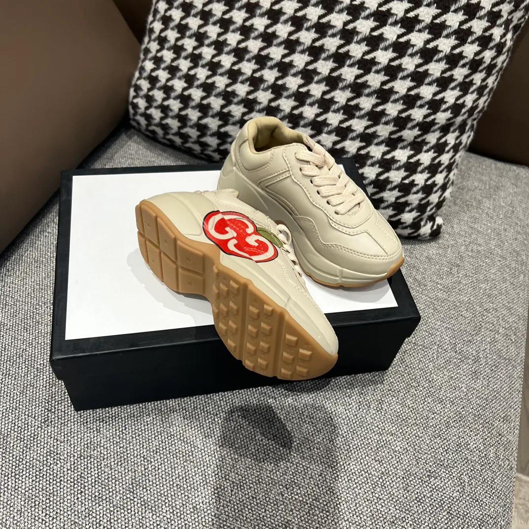 Кроссовки Женские Gucci 18696816