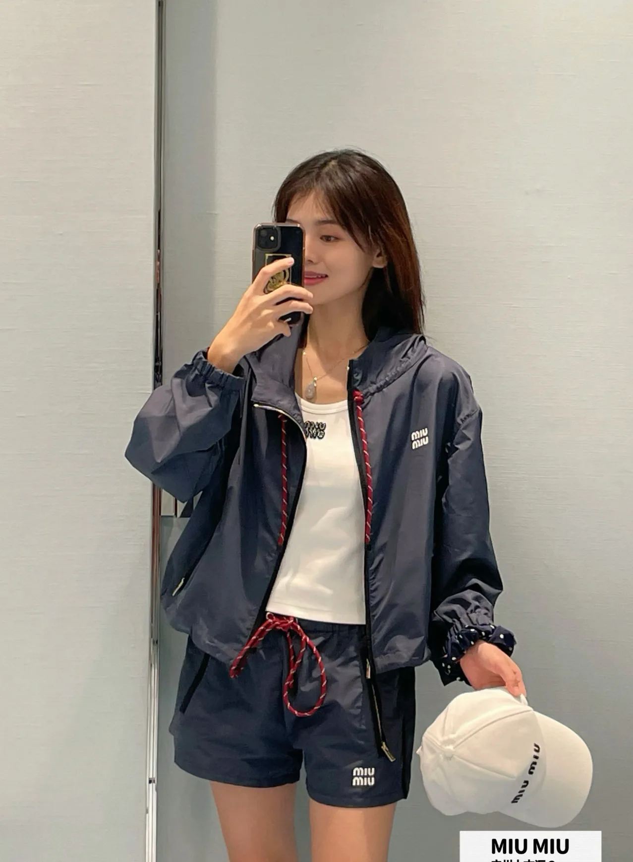 Куртки И Пуховики Женские Miu Miu 30003