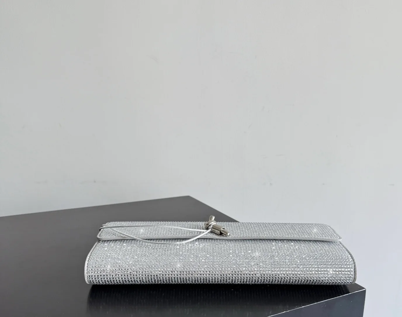 Клатчи Женские Bottega Veneta 12215381