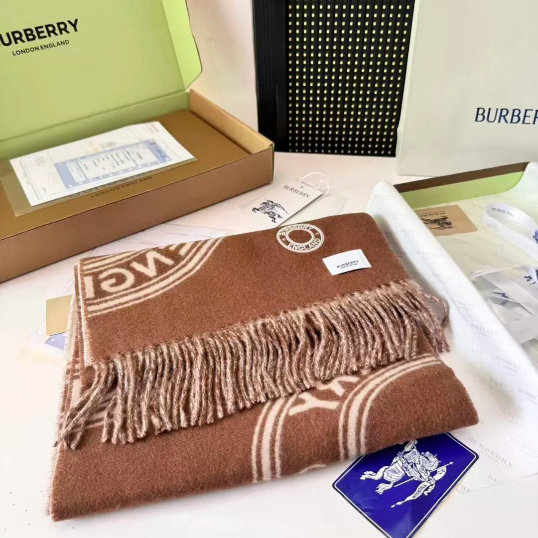 Шарфы Burberry 1242338
