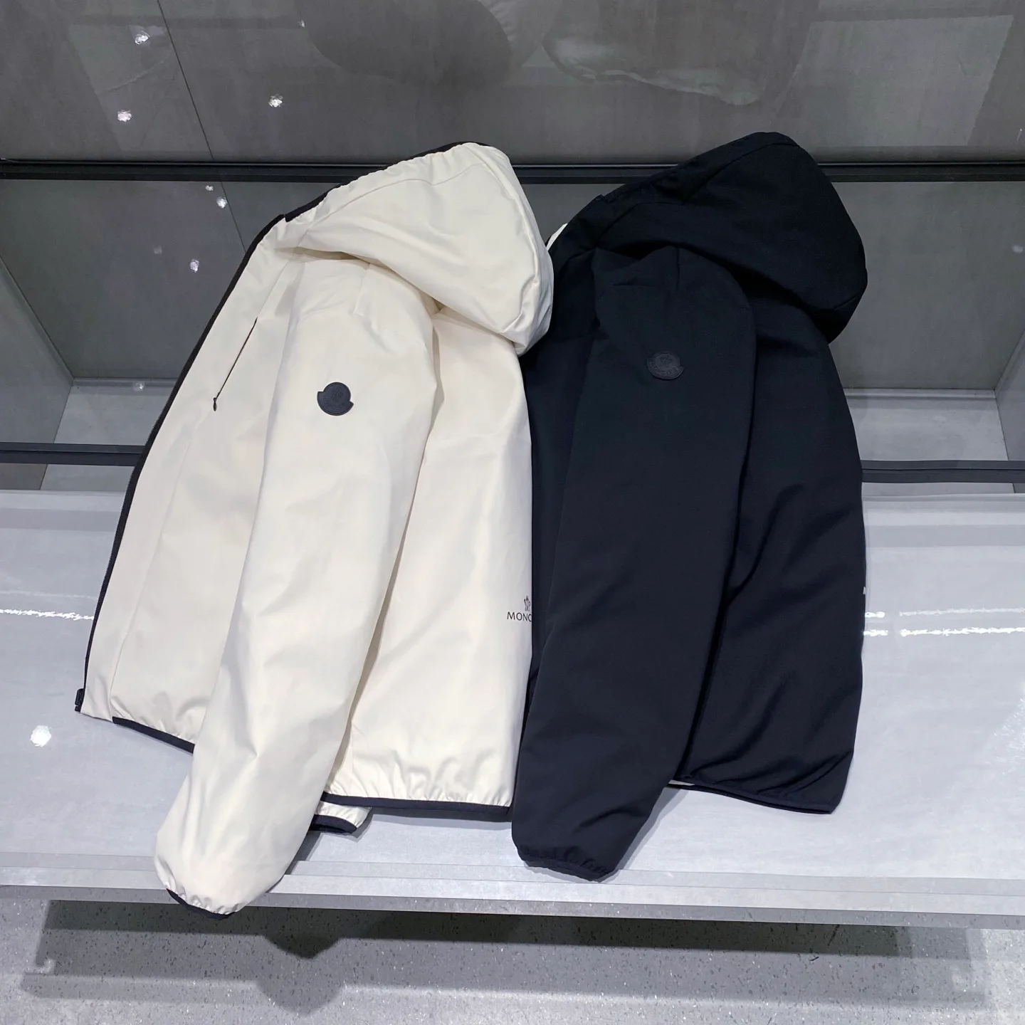 Куртки И Пуховики Мужские Moncler 1807028