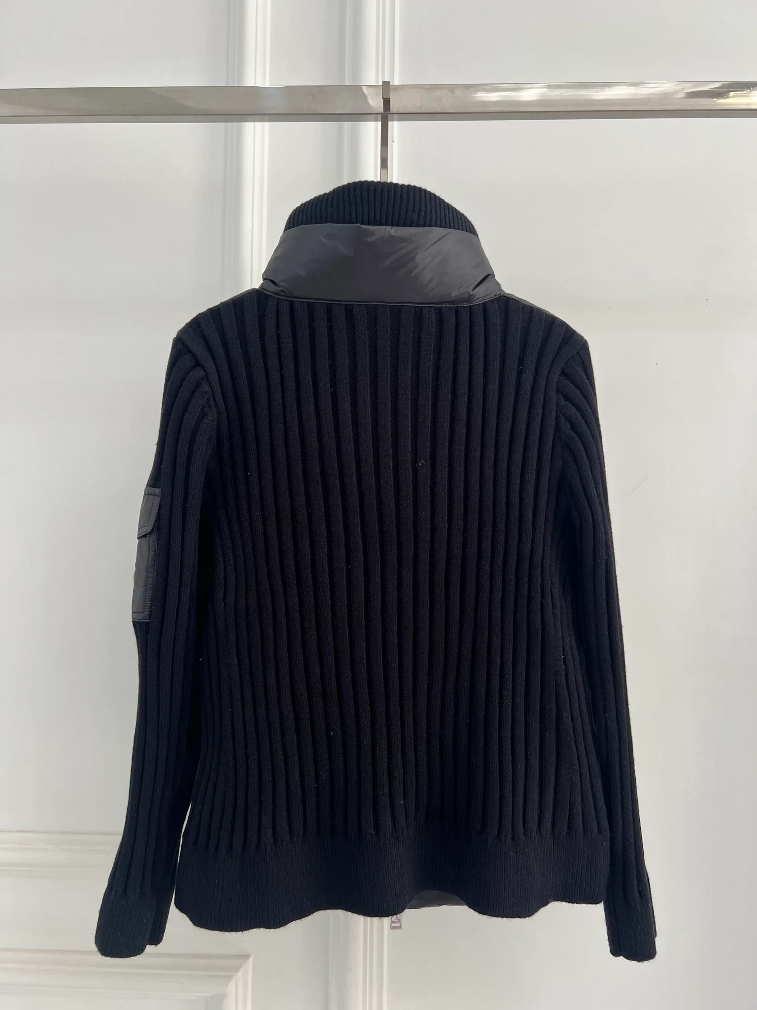 Куртки И Пуховики Женские Moncler 18416277